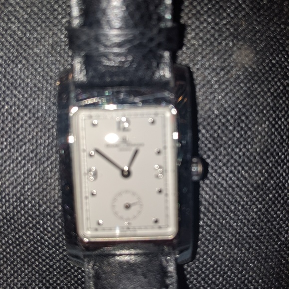 Baume & Mercier wristwatch